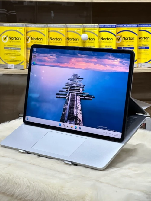 SURFACE LAPTOP STUDIO I7 11370H 32GO 2TO SSD NVIDIA GEFORCE RTX3050Ti 4GO 