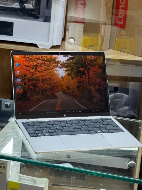 HP ELITEBOOK G1a 13 AI AMD RYZEN 7 250 32GO DDR5 512GO SSD NVME