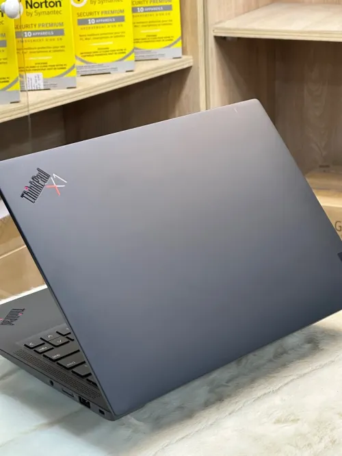 LENOVO THINKPAD X1 CARBON GEN 11 I7 EVO 1355U 16GO 1TO SSD NVME 