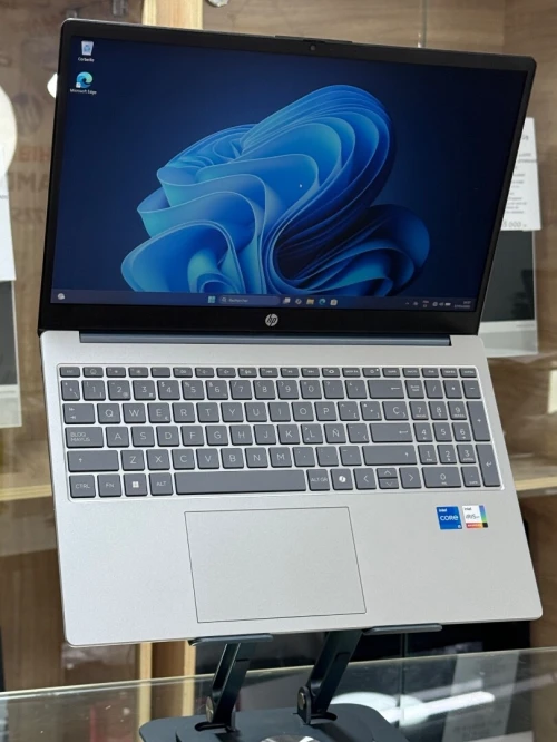 HP LAPTOP 15 FD0XXX I5 1334U 16GO 1TO SSD NVME