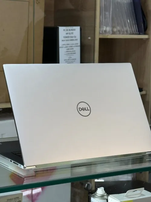 DELL XPS 9510 4K OLED I9 11900H 64GO 1TO SSD NVIDIA GEFORCE RTX3050Ti 4GO TACTILE