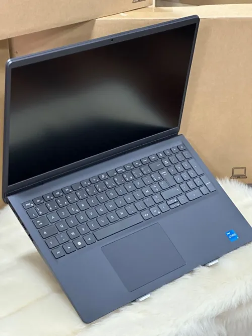 DELL VOSTRO 15 3520 I3 1215U 8GO 256GO SSD NEUF SOUS EMBALLAGE 