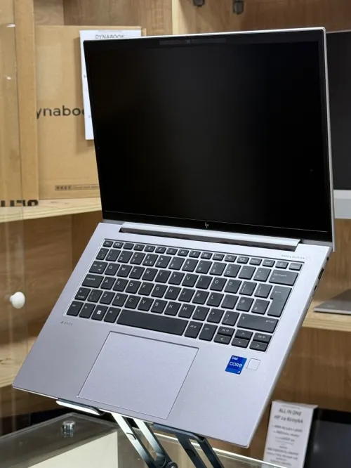 HP ZBOOK FIREFLY 14 G10 I7 1355U 16GO DDR5 512GO SSD NVME NVIDIA RTX500 4GO GDDR6