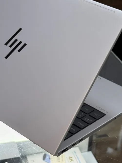 HP ELITEBOOK G1a 13 AI AMD RYZEN 7 250 32GO DDR5 512GO SSD NVME