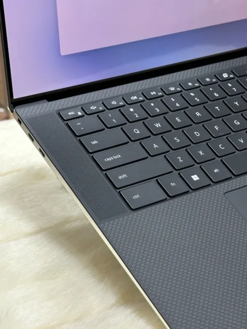 DELL XPS 15 9530 I9 13900H 64GO DDR5 512GO SSD NVIDIA GEFORCE RTX4060 8GO 4K OLED NEUF SOUS EMBALLA