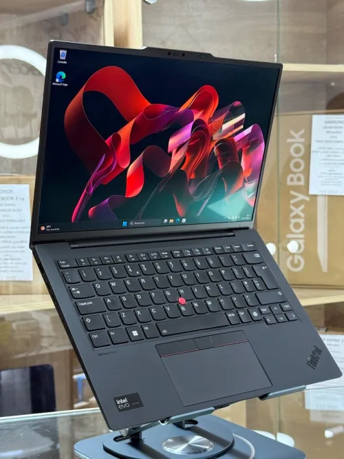 LENOVO THINKPAD X1 CARBON GEN 12 ULTRA 7 EVO 155U 32GO 1TO SSD 3K OLED TACTILE 