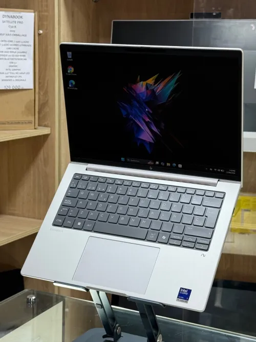 HP ELITEBOOK 8 G1i 14 AI PC INTEL CORE ULTRA 7 258V 32Go 1To SSD INTEL ARC 140V 16Go