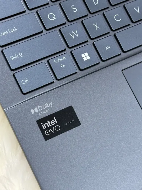 ASUS ZENBOOK 14 Q415M ULTRA 5 125H 8GO 512GO SSD NVME NEUF SOUS EMBALLAGE 