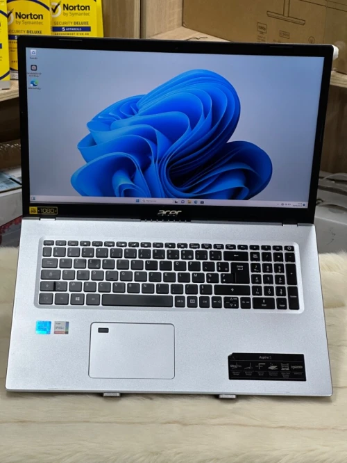 ACER ASPIRE 5 A517-52 I5 1135G7 8GO 256GO SSD NVME 