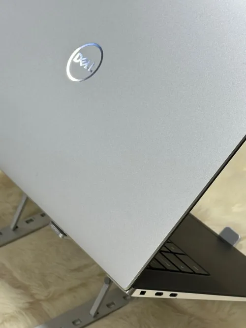 DELL XPS 15 9530 I7 13700H 32GO DDR5 1TO SSD NVIDIA GEFORCE RTX4050 6GO 4K OLED TACTILE 