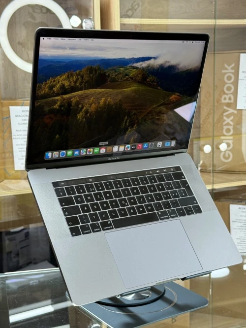 MACBOOK PRO RETINA 15.4 TOUCHBAR 2019 I9 2.4GHZ 32GO 1TO SSD AMD RADEON PRO VEGA 20 4GO CYCLE 312