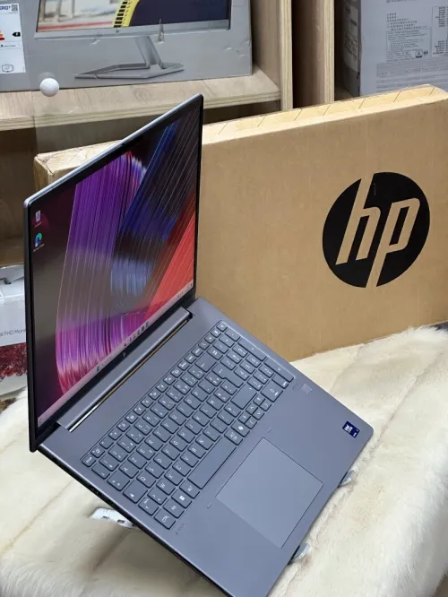 HP ZBOOK POWER 16 G11 INTEL ULTRA 7 155H 32GO DDR5X 1TO SSD NVIDIA RTX 2000ada 8GO NEUF SOUS EMBALL