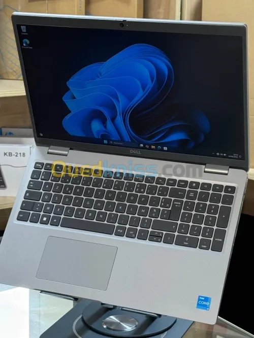 DELL LATITUDE 5530 I3 1215U 16GO 256GO SSD 