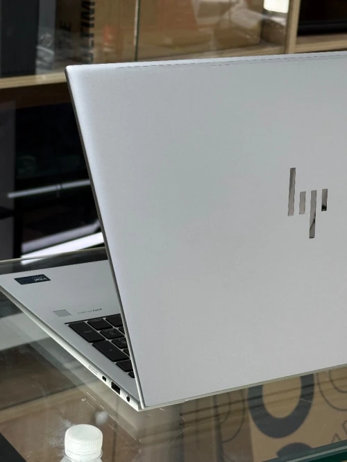 HP ELITEBOOK 860 G11 ULTRA 5 135H 16GO 512GO SSD NEUF SOUS EMBALLAGE