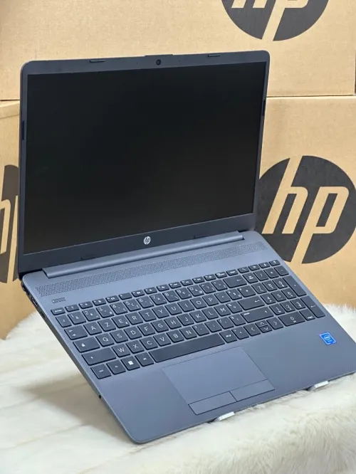 HP LAPTOP 15 DW1011NK CELERON N4020 4GO 256GO SSD NEUF SOUS EMBALLAGE 