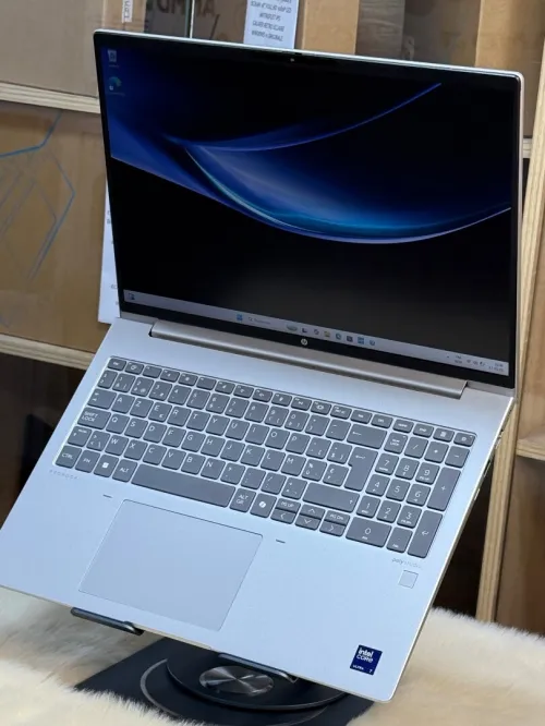 HP PROBOOK 460 G11 INTEL CORE ULTRA 7 155U 16GO 512GO SSD NVME 