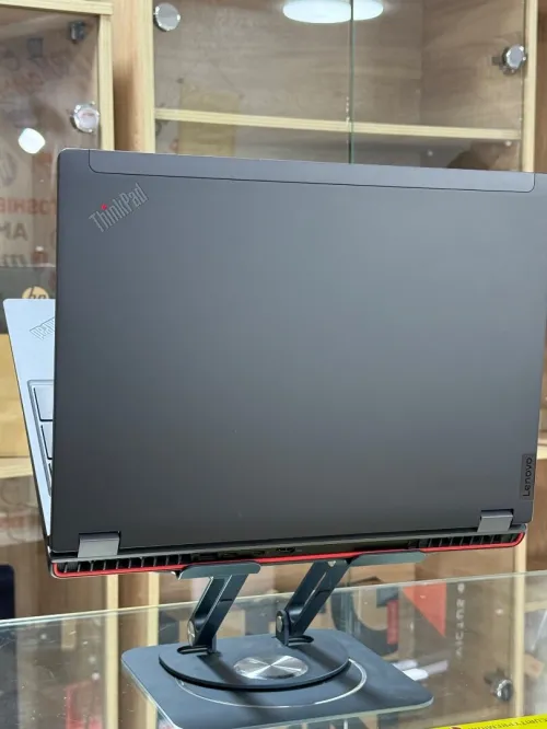 LENOVO THINKPAD P16 I7 VPRO 12850Hx 16GO 512GO SSD NVIDIA RTX2000 8GO GDDR6