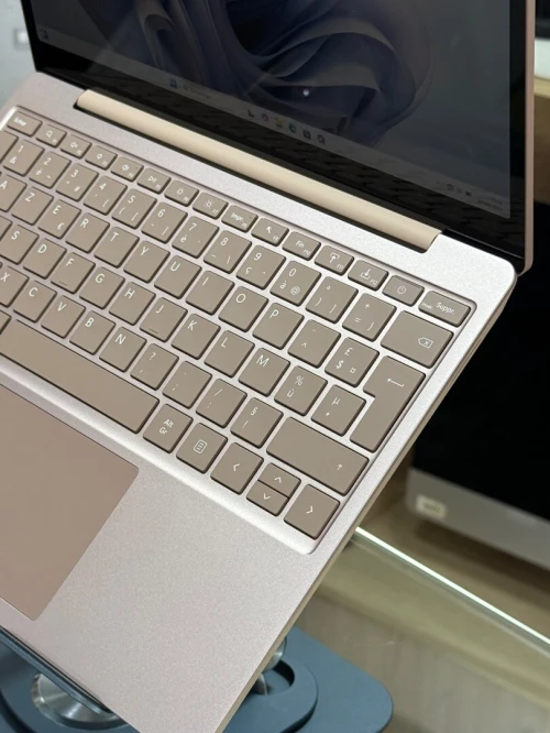 SURFACE LAPTOP 7TH EDITION INTEL CORE ULTRA 7 266V 16GO 512GO SSD INTEL ARC 140V 8GO