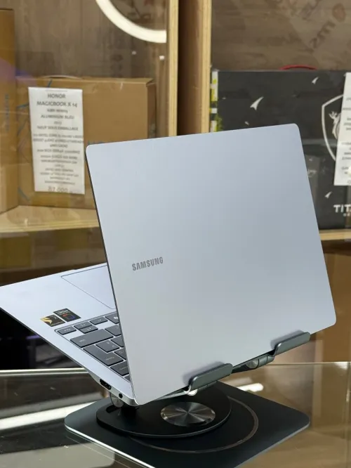 SAMSUNG GALAXYBOOK 4 EDGE SNAPDRAGON X ELITE X1E8010C 16GO 512GO SSD 3K AMOLED 2X TACTILE
