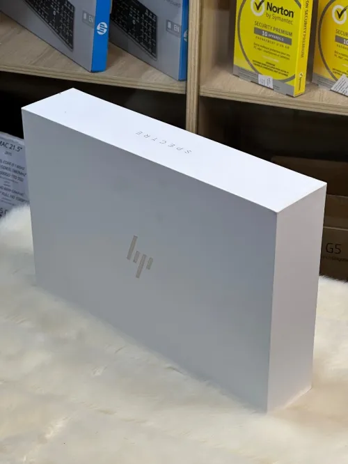HP SPECTRE X360 16-F0XXX 4K OLED I7 11390H 32GO 1TO SSD NVIDIA RTX3050 4GO TACTILE NEUF SOUS EMBALLA