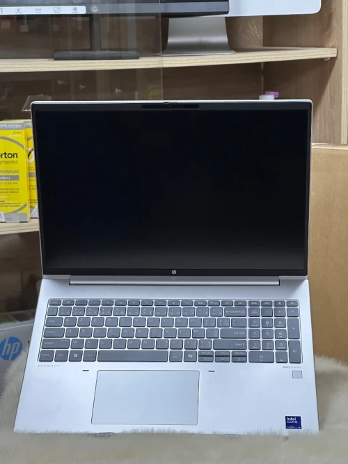 HP PROBOOK 460 G11 ULTRA 5 125U 16GO DDR5X 512Go SSD NEUF SOUS EMBALLAGE 