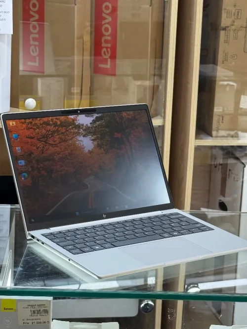 HP ELITEBOOK G1a 13 AI AMD RYZEN 7 250 32GO DDR5 512GO SSD NVME