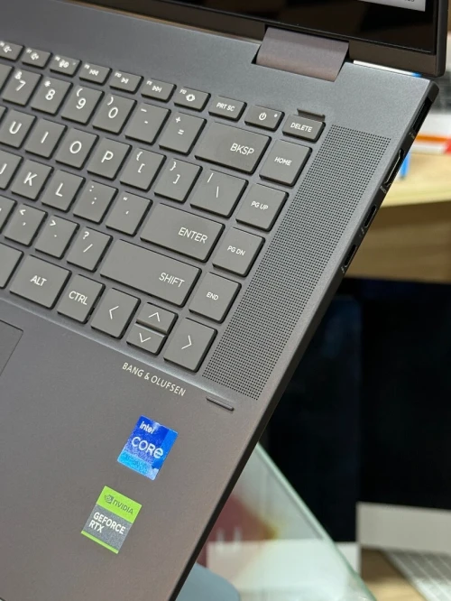 HP ENVY X360 15 FE0XXX I7 1355U 16GO 1TO SSD NVIDIA GEFORCE RTX3050 4GO TACTILE X360