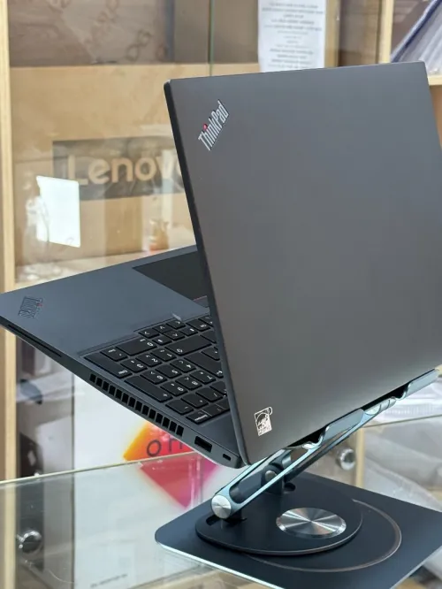 LENOVO THINKPAD P16s GEN 2 I7 VPRO 1370P 32GO 512GO SSD NVIDIA RTX A500 4GO GDDR6