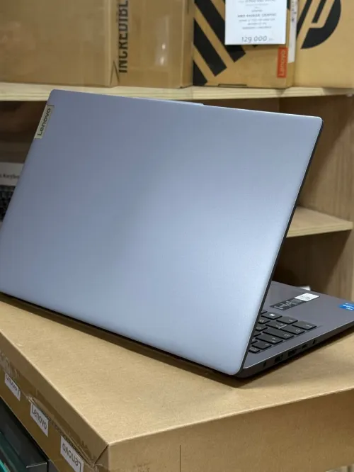 LENOVO IDEAPAD SLIM 3 15IRU8 I3 1305U 8GO 512GO SSD NEUF SOUS EMBALLAGE 