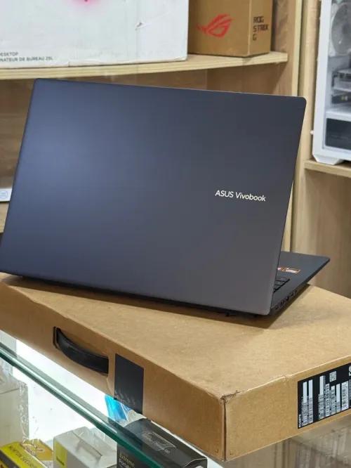 ASUS VIVOBOOK 16 M1607VA AMD RYZEN 5 AI 340 16GO 1TO SSD NEUF SOUS EMBALLAGE 