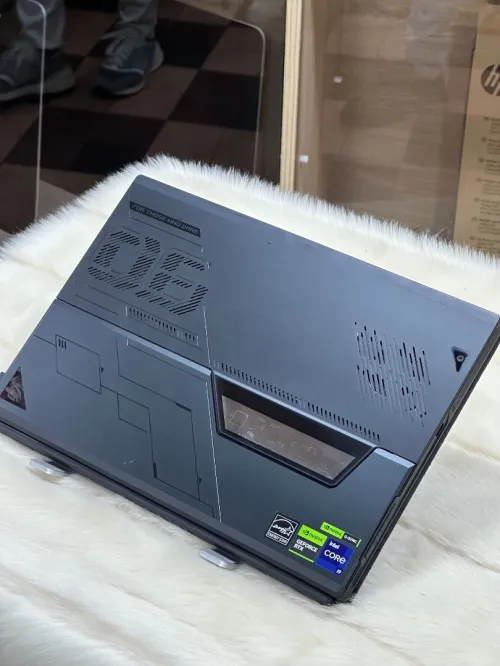 ASUS ROG FLIW Z13 GZ301VF I9 13900H 16GO DDR5 512GO SSD NVIDIA GEFORCE RTX2050 4GO 