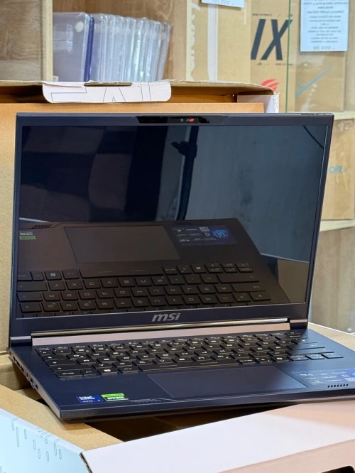 MSI STEALTH 14 AI STUDIO A1VFG ULTRA 7 155H 32GO 1TO SSD NVIDIA GEFORCE RTX4060 8GO 3K OLED NEUF 