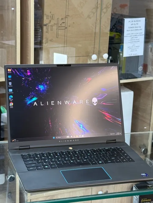 ALIENWARE M16 R2 ULTRA 9 185H 32GO 1TO SSD NVIDIA GEFORCE RTX4070 8GO 3K 240Hz