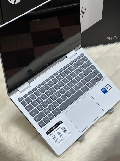 HP ENVY X360 14-ES1013DX INTEL CORE 5 120U 8GO 512GO SSD TACTILE X360 NEUF SOUS EMBALLAGE 