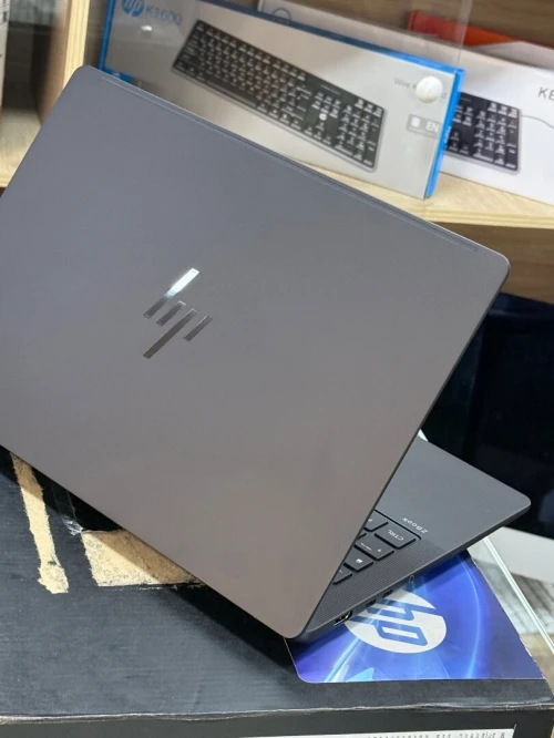HP ZBOOK ULTRA G1a 14 AMD RYZEN AI MAX + PRO 395 128GO DDR6 8533MHZ 1TO SSD AMD RADEON 8060s NEUF 