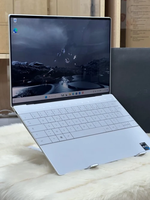 DELL XPS 13 9320 PLUS I7 EVO 1360P 32GO DDR5 1TO SSD 4K OLED TACTILE NEUF SOUS EMBALLAGE 