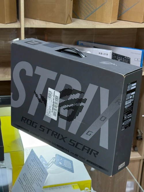 ASUS ROG STRIX SCAR 16 G635LX ULTRA 9 275HX 32GO 2TO SSD NVIDIA GEFORCE RTX5090 24GO NEUF SOUS EMBA