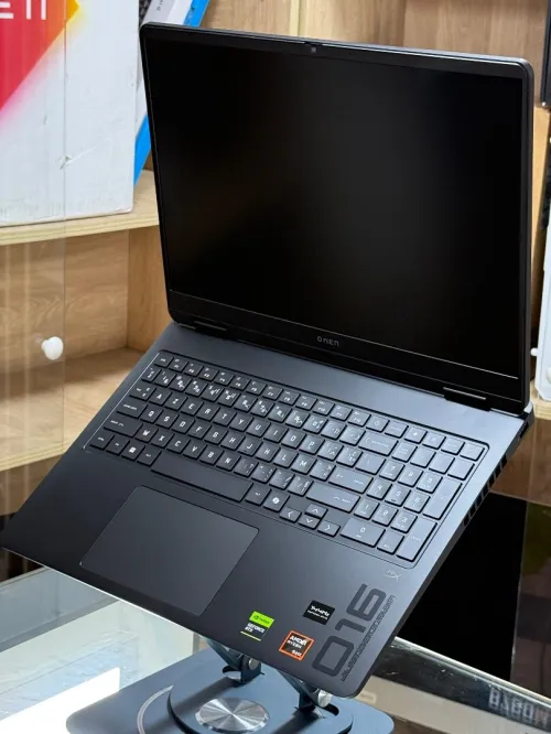 HP OMEN 16z AP000 AMD RYZEN 9 8940HX 16GO 512GO SSD NVIDIA GEFORCE RTX5060 8GO NEUF 