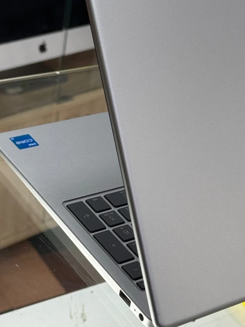 HP LAPTOP 15 F0XXX I3 N305 8GO 128GO SSD