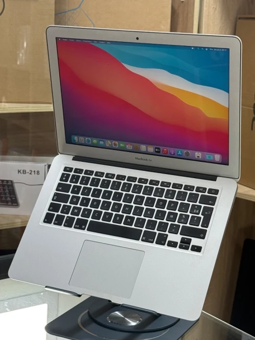 MACBOOK AIR 13.3 2017 I5 1.8GHZ 8GO 256GO SSD CYCLE 282