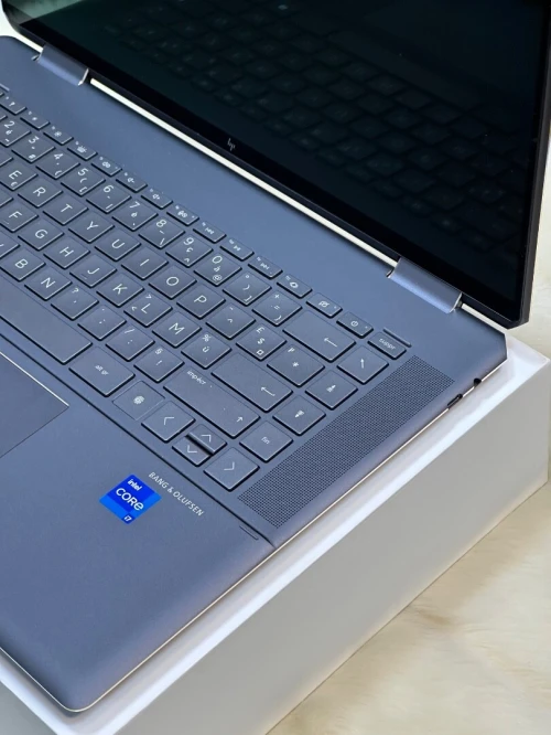 HP SPECTRE X360 16-F0XXX 4K OLED I7 11390H 32GO 1TO SSD NVIDIA RTX3050 4GO TACTILE NEUF SOUS EMBALLA