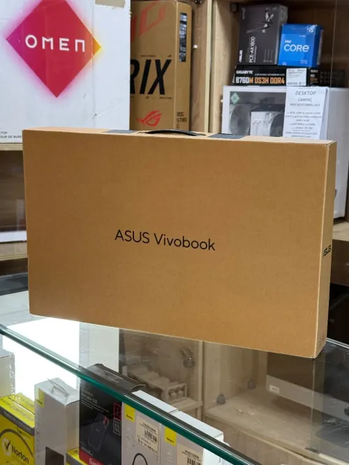 ASUS VIVOBOOK 18 M1807H AMD RYZEN 7 260 32GO 1TO SSD NVME NEUF SOUS EMBALLAGE