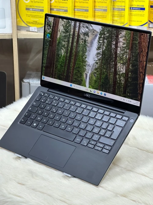 DELL XPS 9305 I7 1165G7 16GO 512GO SSD 4K TACTILE