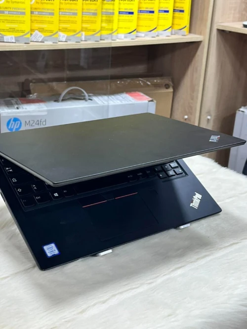 LENOVO THINKPAD L380 I5 7200U 8GO 128 GO SSD ECRAN 13.3" FULL HD 1080P LED WINDOWS 11 ORIGINALE 