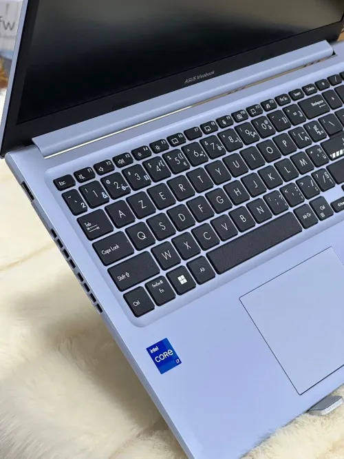 ASUS VIVOBOOK 15 X1504ZA I7 12700H 16GO 512GO SSD NEUF SOUS EMBALLAGE 