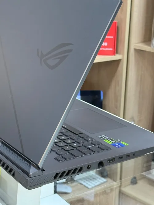 ASUS ROG STRIX G18 G814JV I7 13650HX 32GO 1TO SSD NVIDIA GEFORCE RTX4060 8GO GDDR6 18 240Hz