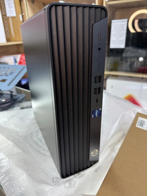 DESKTOP HP ELITE SFF 800 G9 I7 VPRO 14700 32GO DDR5 1TO SSD NVME ECRAN HP 24 FHD NEUF JAMAIS UTILI