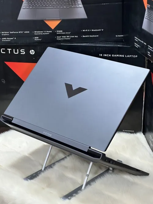 HP VICTUS 15 FB2082WM AMD RYZEN 5 8645HS 16GO DDR5 512GO SSD NVIDIA GEFORCE RTX4050 6GO GDDR6 NEUF 