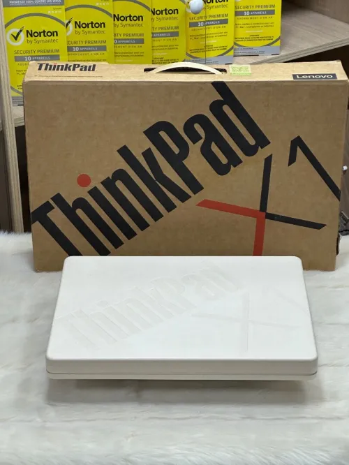LENOVO THINKPAD X1 CARBON GEN 12 ULTRA 7 155U 32GO DDR5X 512GO SSD NEUF SOUS EMBALLAGE 
