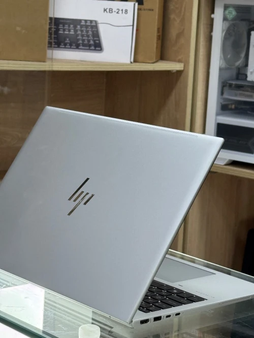 HP ELITEBOOK 860 G11 ULTRA 5 135U 16GO 512GO SSD NVME NEUF SOUS EMBALLAGE